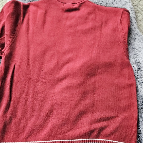 Chaps V- neck knit sweater. - Picture 3 of 6